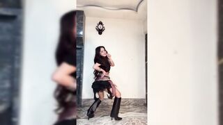 Indian Girl Piya Rawat Dance