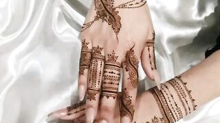New Arabian mehndi design