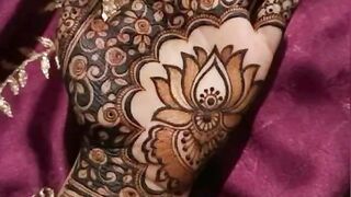 New mehndi design of the day today