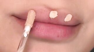 LIPS BEAUTIFUL