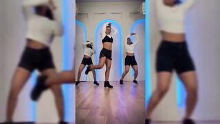 Indian Girl Sidhi Jain Dance