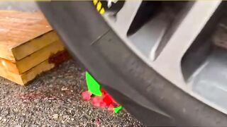 Experimentos Esmagadores! Carro vs Coisas Crocantes e Macias! Coca-Cola, Fanta, Mirinda, Mnt Dew