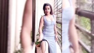 Indian Girl Zara Sapru Dance