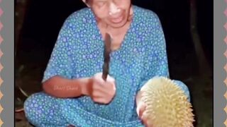 Durian Kaget