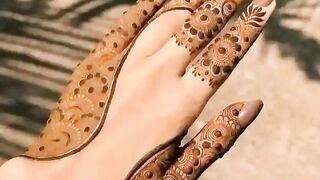 New mehndi designs