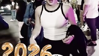 Kok bisa Davina Karamoy  Dito Ariotedjo muncul dari lokasi yang sama? Rumor perselingkuhan makin ramai dibahas  Tonton videonya di sini