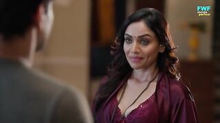 Ek charitrahin aurat