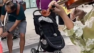 It Must Have Been Love - Roxette violin violinist violon streetmusician