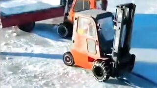 Why China Harvests Ice Every Winter