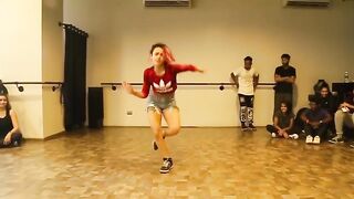 Indian Girl Jahnvi Sheriff Dance