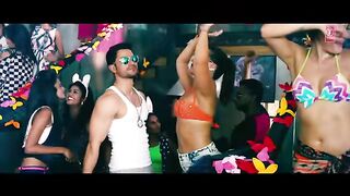 Daddy Mummy VIDEO Song