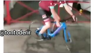 Tonto de rir