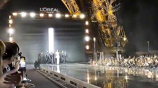Kendall Jenner Catwalk?