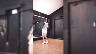 Indian Girl Raveena Nagraj Dance