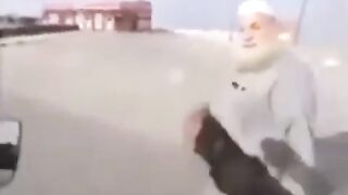 HALAL WALKING