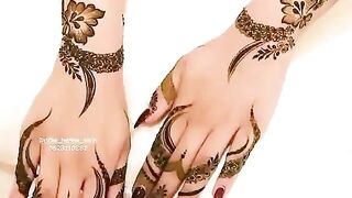 New hand long mehndi design round