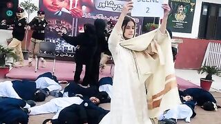 Bta kia pochta hai