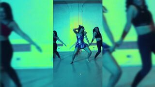 Indian Girl Vinita Hazari Dance