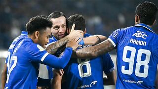 Peran Penting Bobotoh