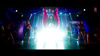 Indian Star Girl Sunny Leone Hot Dance