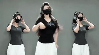 Korean dance