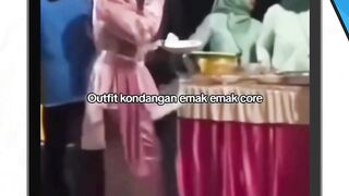 Plis ini emak siapa yang ada disini