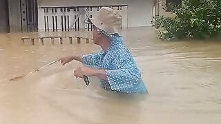 Flash floods, hopefully it will pass quickly