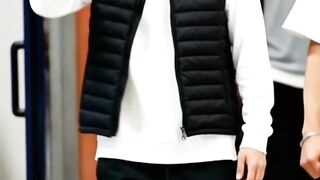 Street Fashion With Confidence