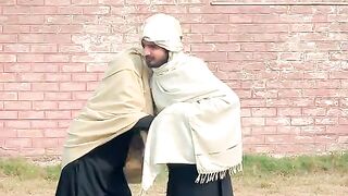 In era of hoodies We prefer shawls Rana احمد رضا.mp4