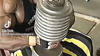 Gym fitness workout aesthetic bodybuilding
