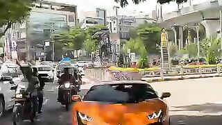 LAMBORGHINI HURACAN TECNICA IN INDIA .mp4