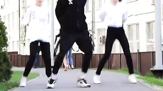 TikTok Dance Challenge 2023 ???? What Trends Do You Know?