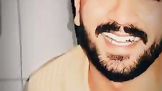 Raata Jag Jag Ke.  Rajab Butt Singing.mp4
