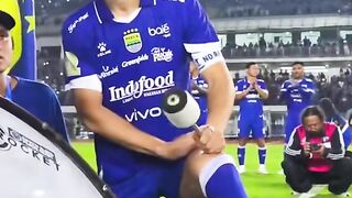 Idola Baru Bobotoh Terancam Pergi?