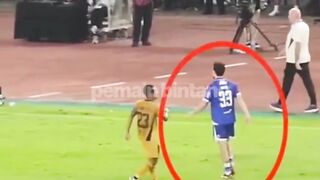 Momen Thom Haye Marah Kepada Pemain Bhayangkara FC Saat Akan Diganti