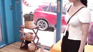 Drama teman sekelas yang pemalu