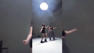 Indian Girl Jot Bulani Dance