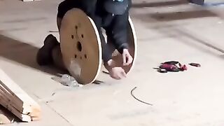 Dont ask anymore what men do at work