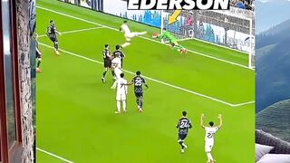Detik menegangkan di pinggir lapangan!