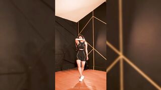 Indian Girl Raveena Nagraj Dance