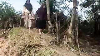 Mother fell into the river