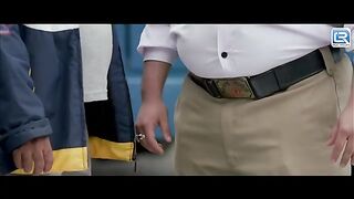 Govinda, Manoj Bajpayee दखए और Ravi Kishan क सपरहट कमड बलवड मव