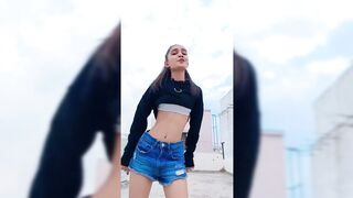 Indian Girl Mahi Patel Dance