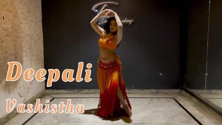 Indian Girl Deepali Vashishtha Dance