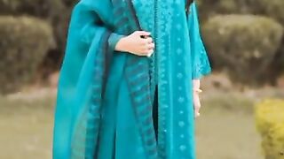 Saba Faisal Viral Photo  Pakistani Drama Taqdeer Actress