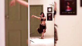 Inndian Girl Deepali Vashiahtha Dance