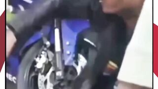 PREMAN MERESAHKAN WARGA DI SEKITARAN PARKAN MUNCANG