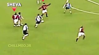 Saat Kaká berlari, Sheva tahu ke mana harus berdiri.