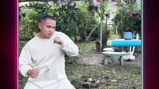 Mengajarkan pose lidah mati