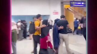 Tawuran disekitaran Stasiun Manggarai, gas air mata sempat masuk ke area Stasiun